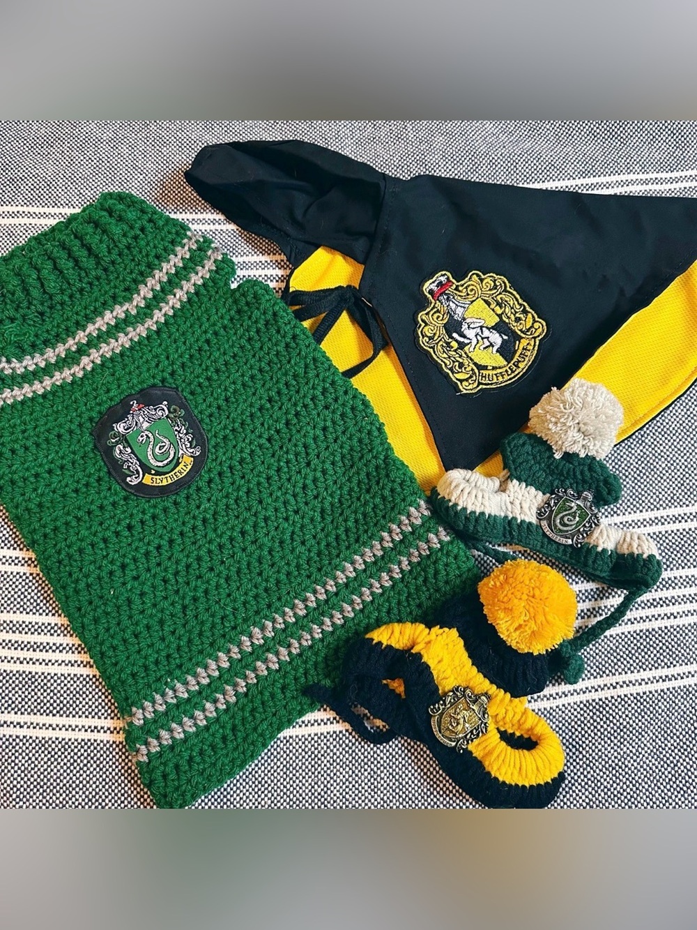 Bundle of Harry Potter pet clothing and accessories Slytherin hufflepuff cloak